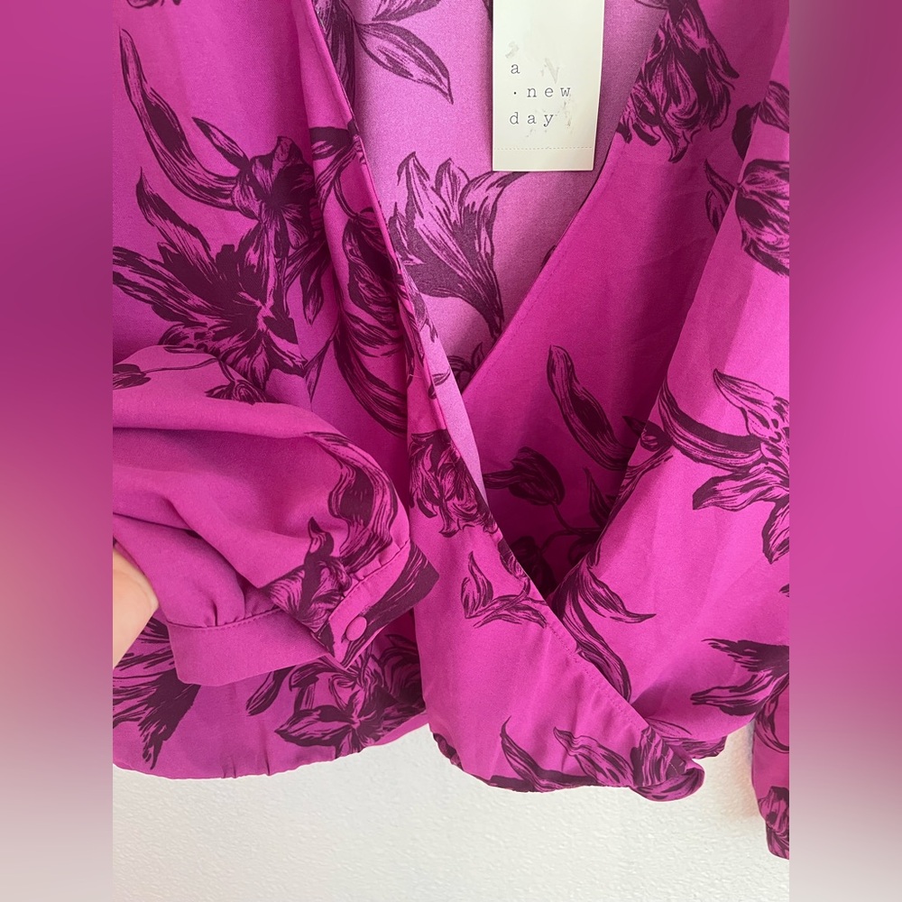 A New Day Purple Floral Puff Long Sleeve Cropped Wrap Top XL - Picture 6 of 11